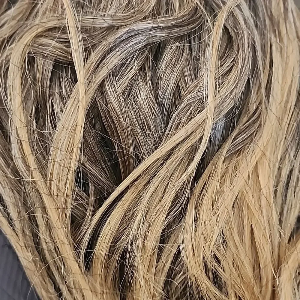 NEW LACE FRONT Wig- 24bt18 Blonde with light brown mix- Heat Friendly!